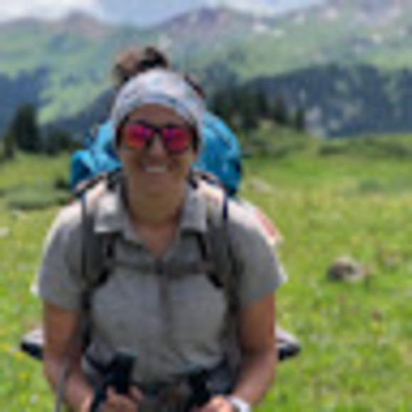 Meet your Posher, Krysten - Picture 1 of 1